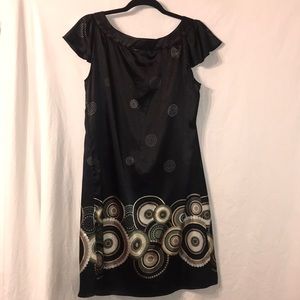 Apostrophe silk dress